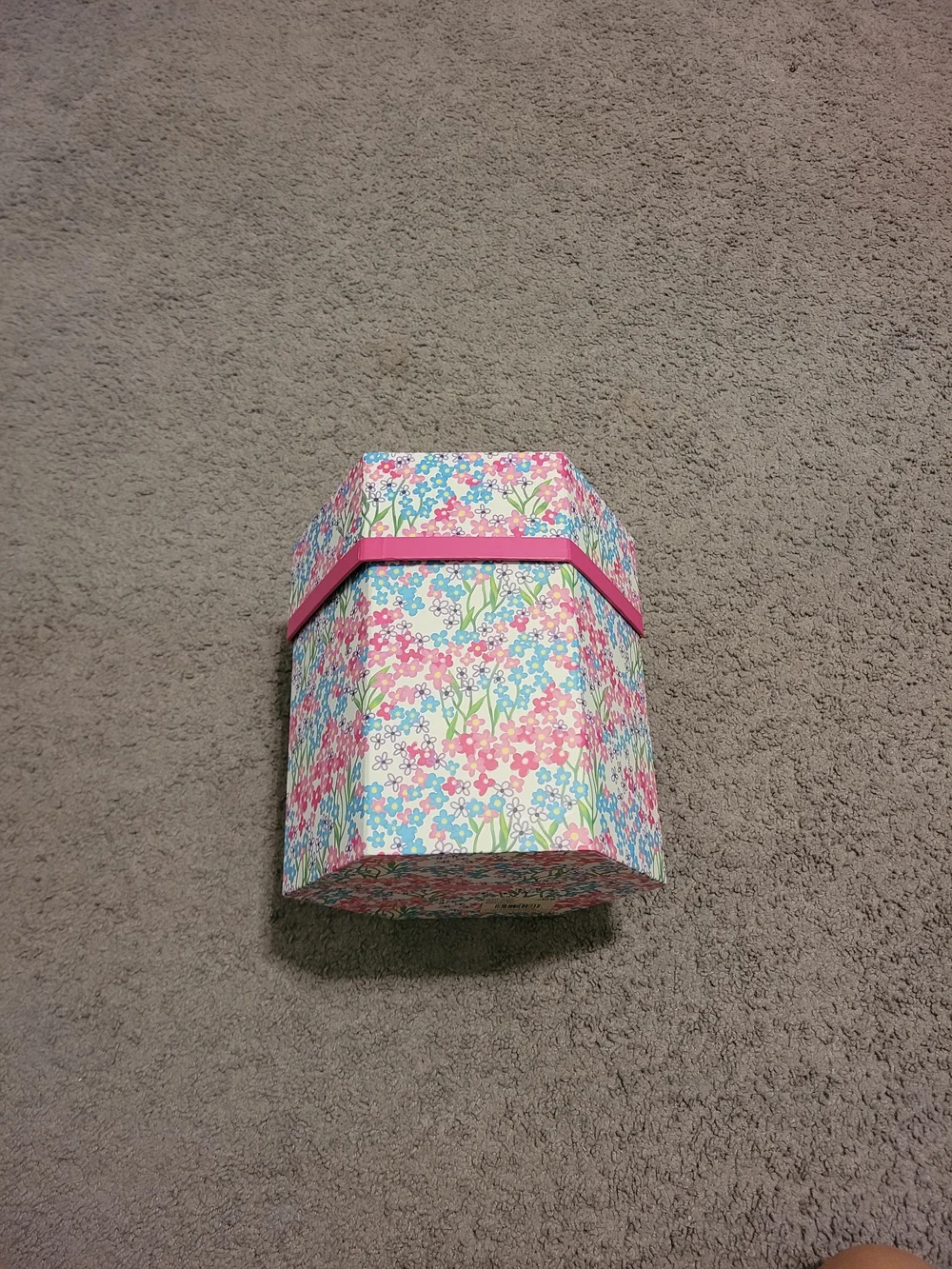Ashland Hexagonal Floral Storage Box in Pink